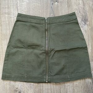 Green Mini Skirt with zipper detailing